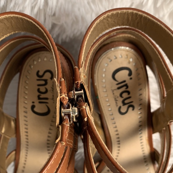 Circus by Sam Edelman Strappy Side Zip Block Heel - Picture 6 of 8